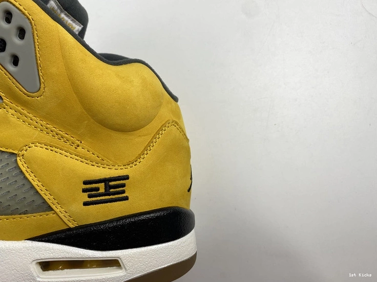 Jordan Tokyo Air   454783-701 0521